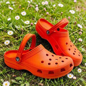 Crocs Classic Coral Orange Slip On Comfort Clog's Neon Unisex M-8 W-10